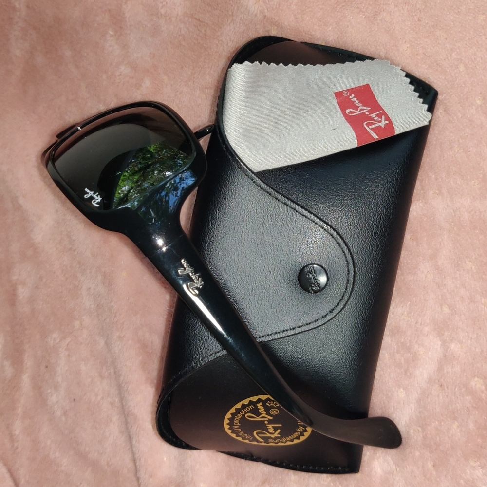 Ray-Ban sunglasses & case